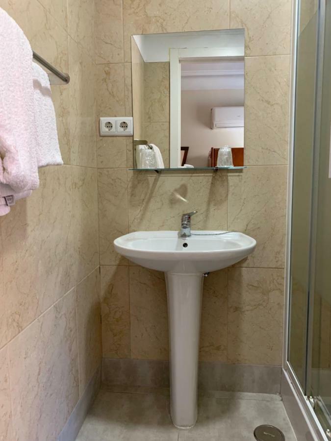 Residencial Lord Hotel Lisbon Exterior photo